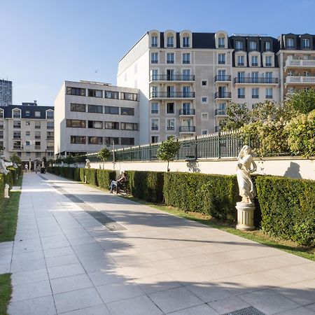 The Social Hub Paris La Defense Hotel Puteaux Exterior photo